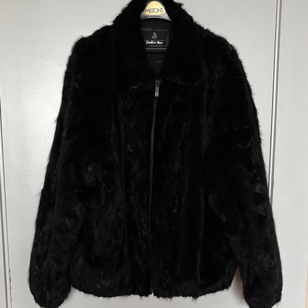Mink Fur. Elegant Black Jacket